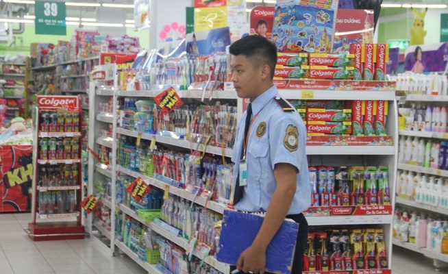 Káº¿t quáº£ hÃ¬nh áº£nh cho LÃM NHÃN VIÃN Báº¢O Vá» Cáº¦N Má»T Ã CHÃ KIÃN CÆ¯á»NG
